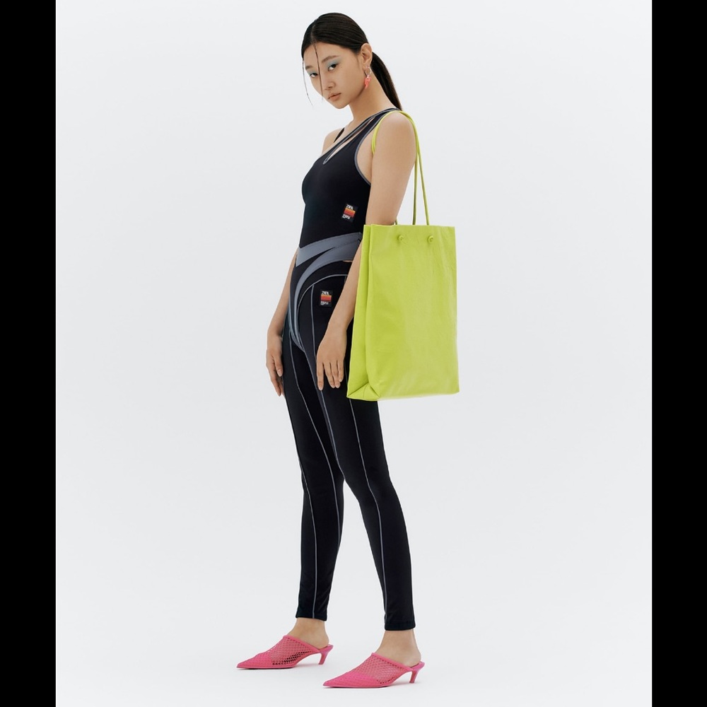 Purple(R) maxi tote bag